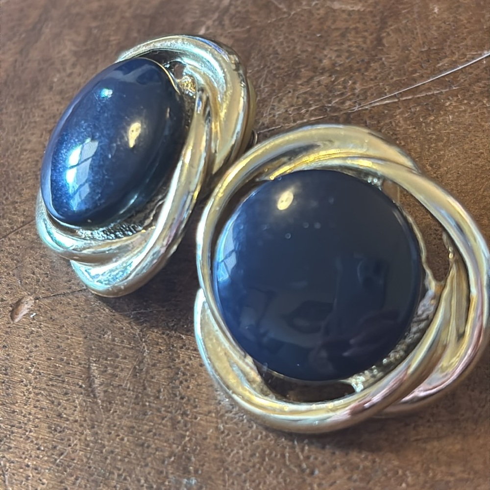 Elegant Gold Tone and Navy Blue Earrings Clip Ons